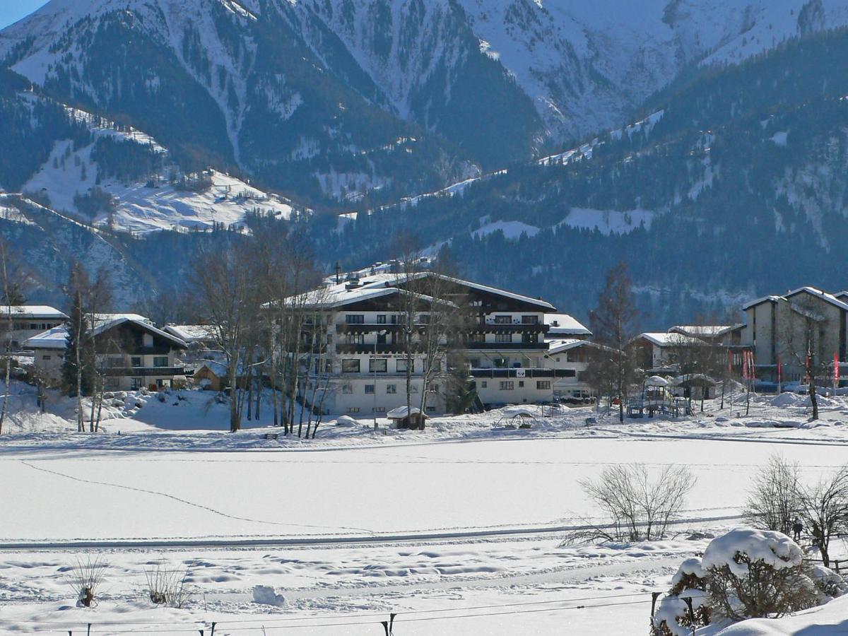 La Riva By Interhome Appartement Laax